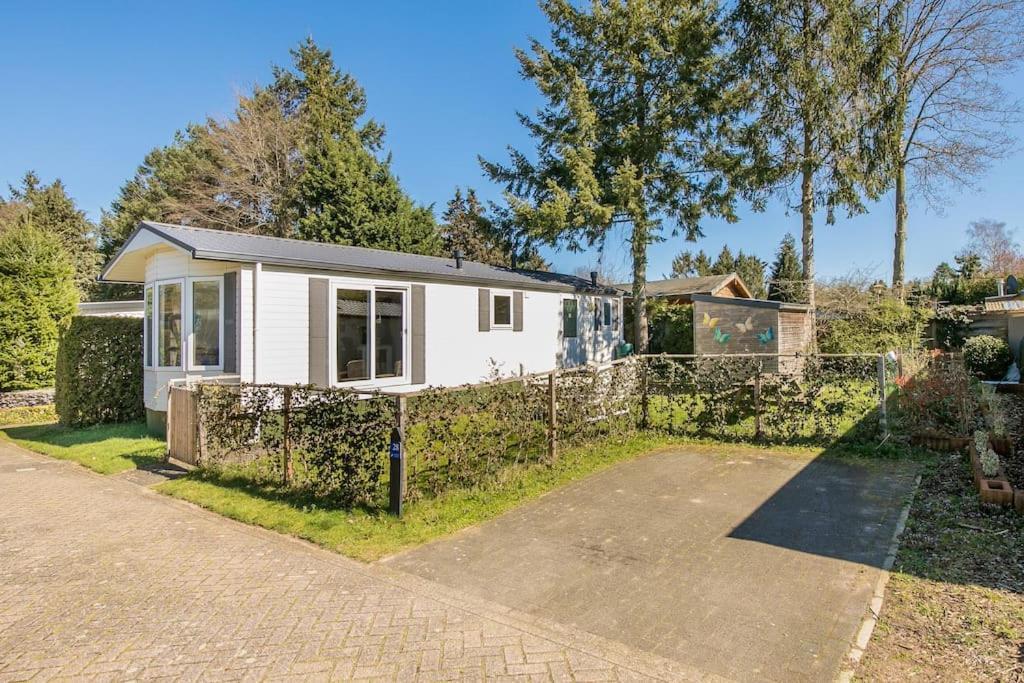 فيلا 4-Pers. Chalet Met Eigen Parkeerplaats In Veluwe بوتِنْ المظهر الخارجي الصورة